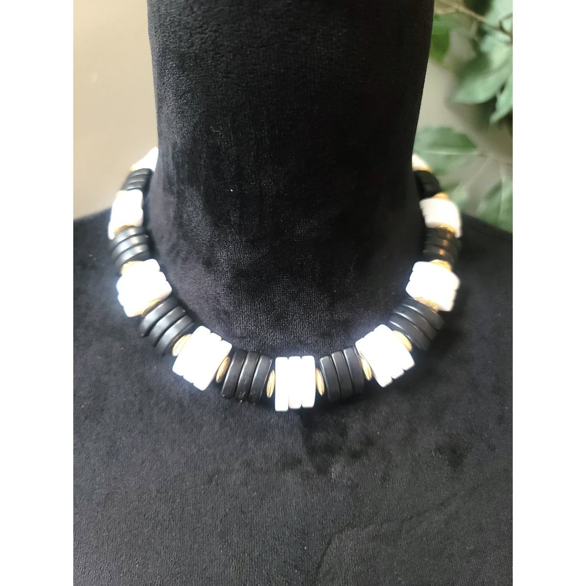 Women's Black White Beaded Necklace Gold Disc Accent Lobster Clasp Statement
