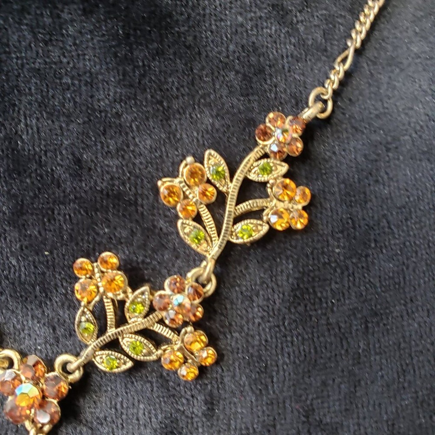 Vintage Yellow & Brown Crystal Leaf Flower Pendant Necklace with Lobster Clasp