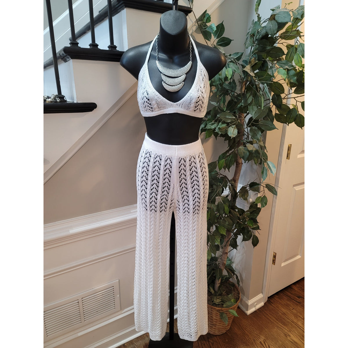 Crochet 2 Piece Set Womens Small White Open Back Halter Bikini Top Cover Up Pant