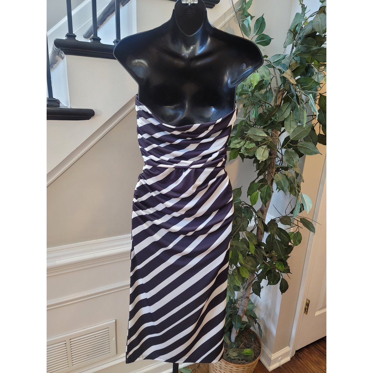 HM 2 Pc Set Women Small Black/White Striped Bodycon Tube Top Ruched Pencil Skirt