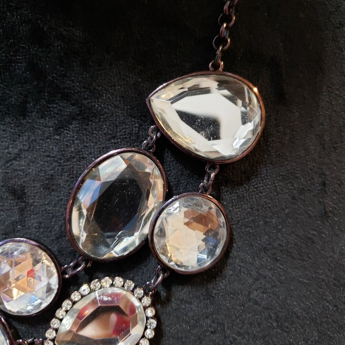 Dana Buchman Clear 2-Layer Crystal Stone Necklace Jewelry with Lobster Clasp