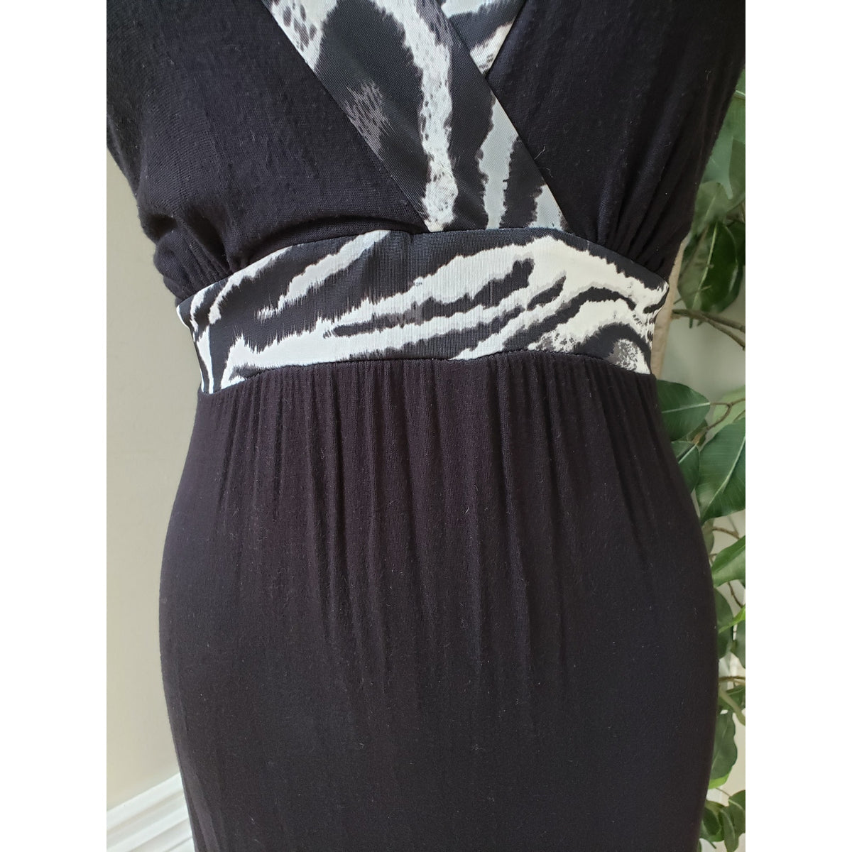 Pretty Young Thing Long Maxi Dress Women's S Black Waist Belt Sleeveless V Neck