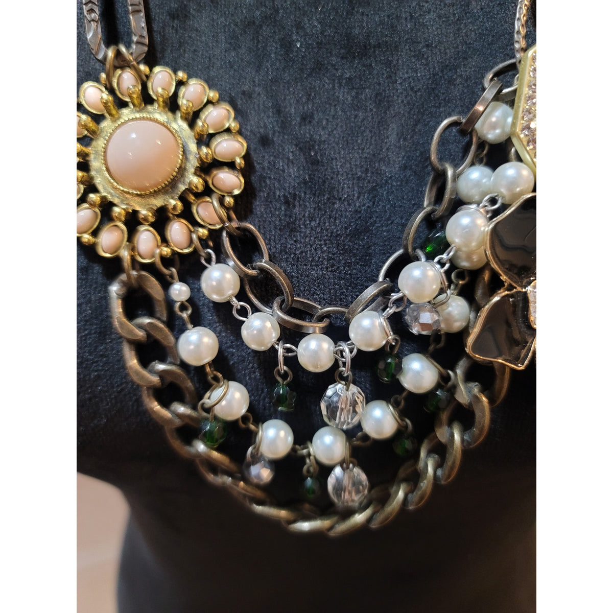 Plunder Women's Statement Necklace with Pearls Rhinestones and Flower Detailing