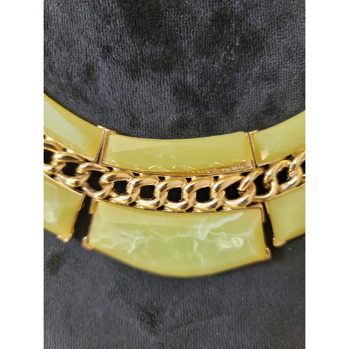 Women's Green Resin Statement Necklace With Gold Chain And Lobster Clasp Lock