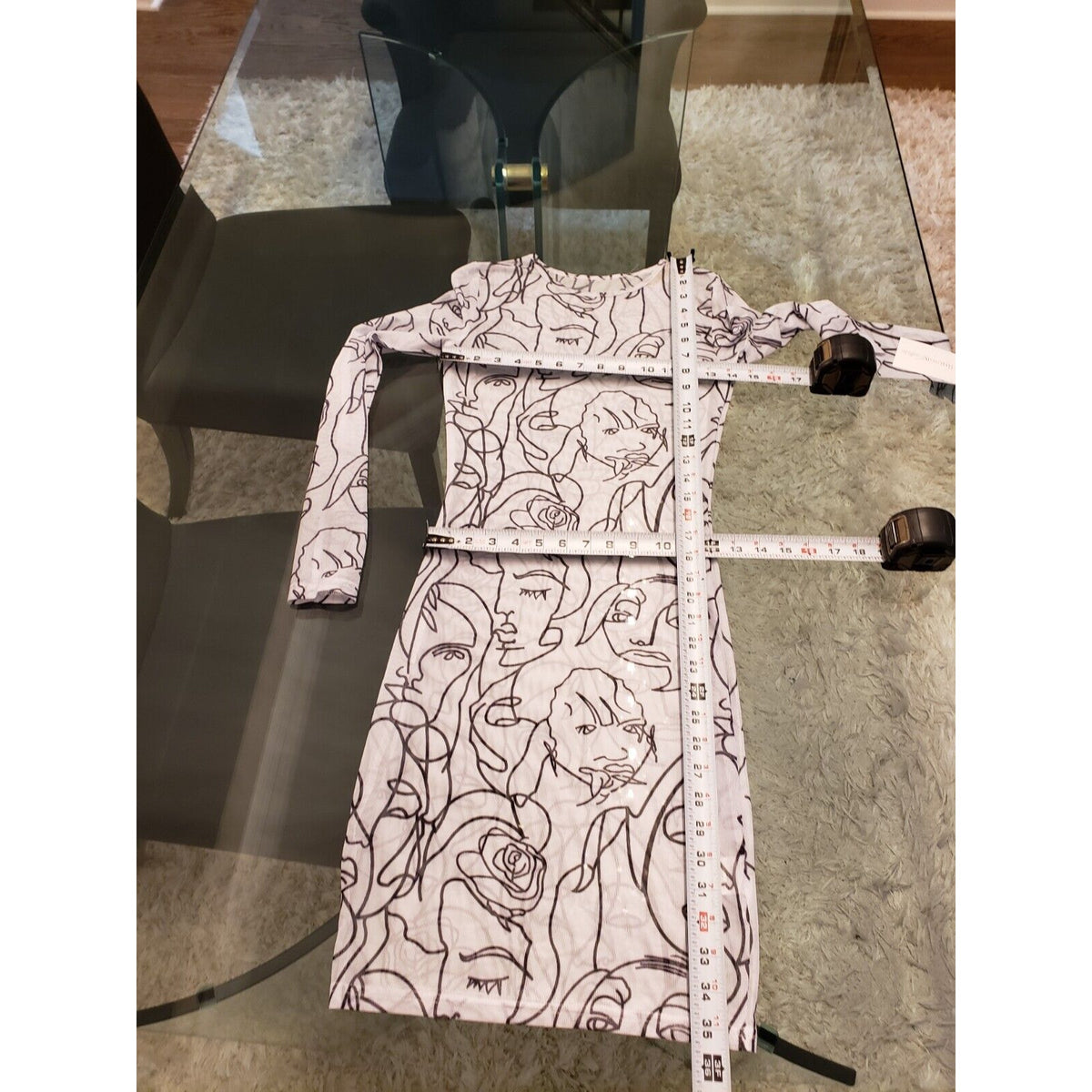 Le Runway Culture Women's White Face Print Crew Neck Long Sleeve Sheath Dress S