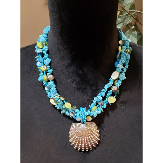 Womens 3 Strand Chunky Turquoise Fluorite Beads Metal Shell Pendant Necklace