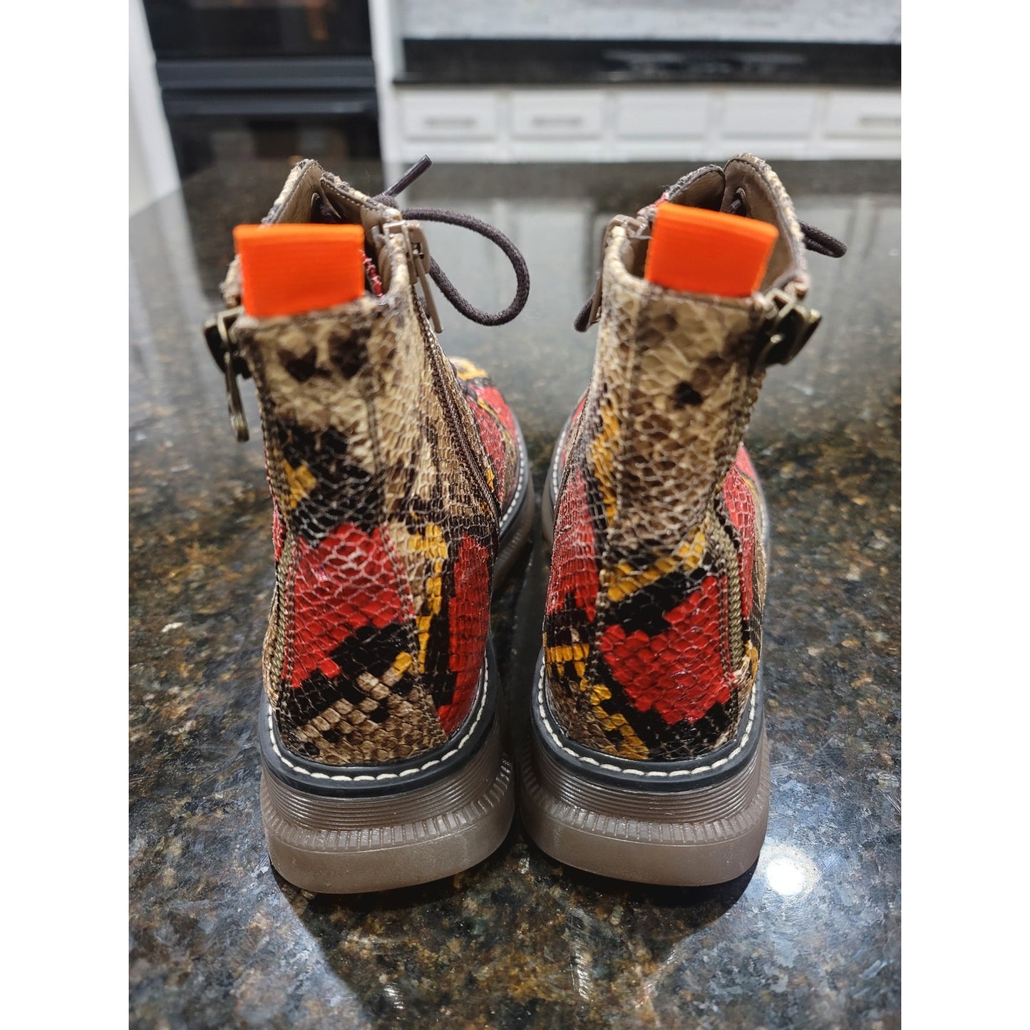 Jellypop Combat Boots Womens Size 8 Multi Snakeskin Leather Round Toe Lace Up