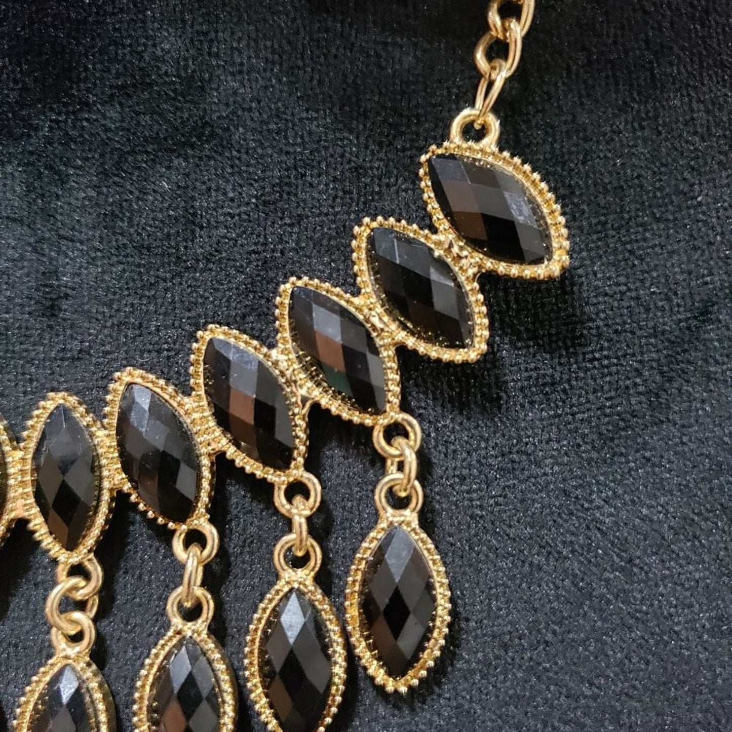Women's Black & Gold Chain Teardrop Beaded Stylish Statement Fashion Necklace