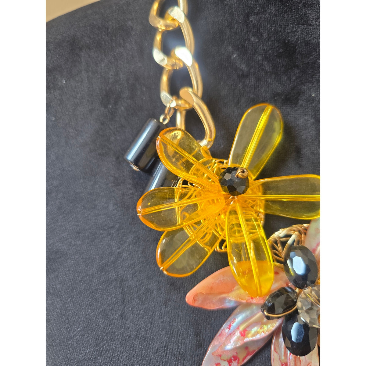 C 1946 Gold Tone Amber Orange Lucite Floral Statement Necklace