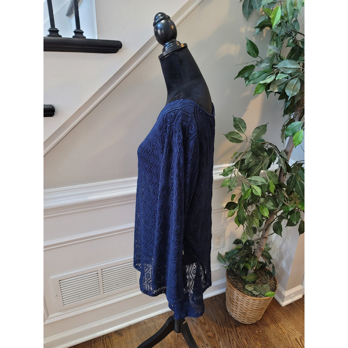 Cal Style Sheer Blouse Women's Size 3X-Large Navy Blue Boat Neck Long Sleeves