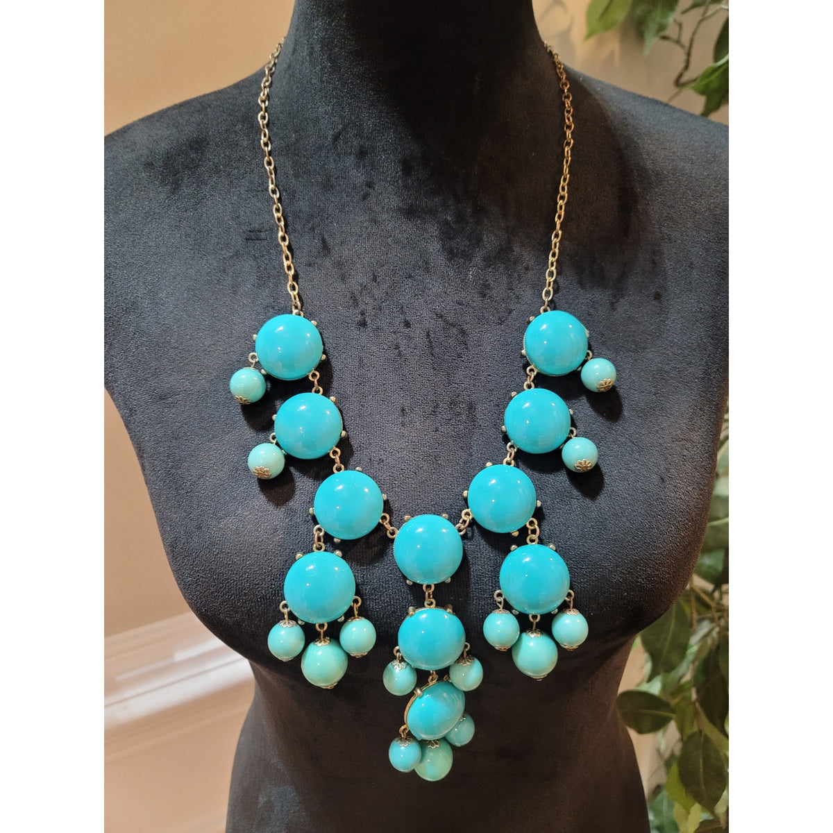 Women's Turquoise Beaded Statement Necklace With Lobster Clasp Lock Jewelry Gift