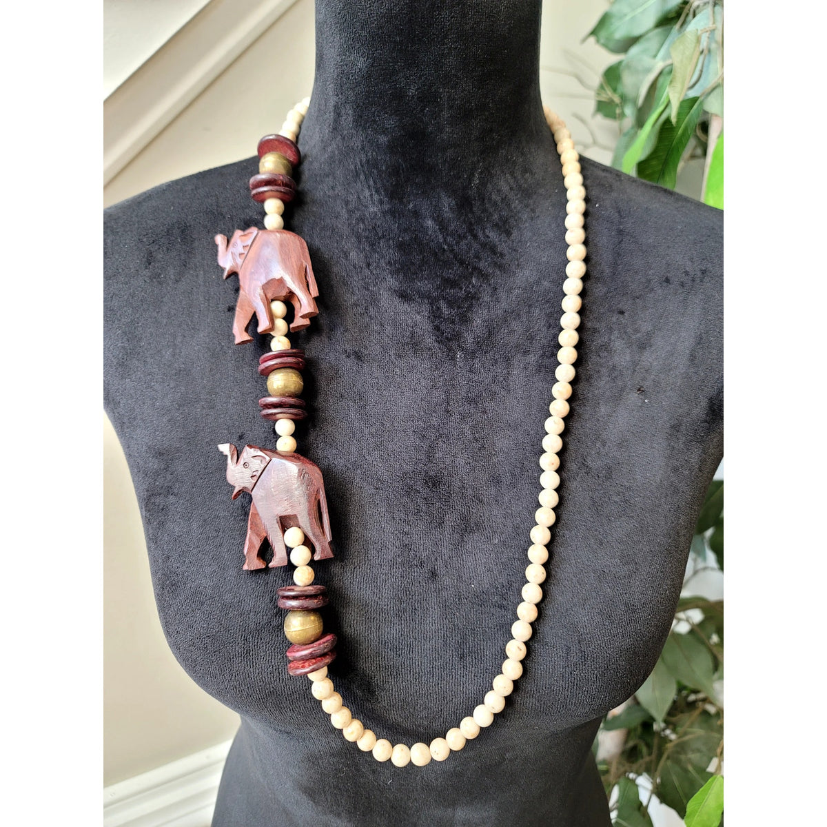 Women Wooden Elephant Pendant Beaded Necklace Boho Statement Jewelry Gift