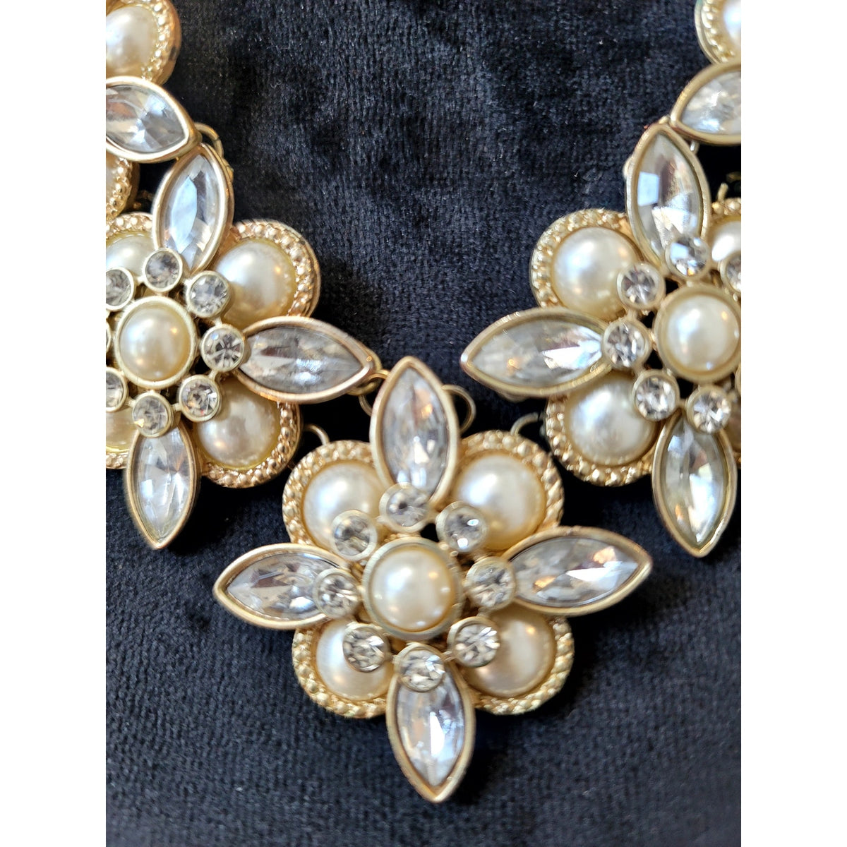Vintage Gold Tone Faux Pearl Rhinestone Floral Statement Bib Necklace Bridal