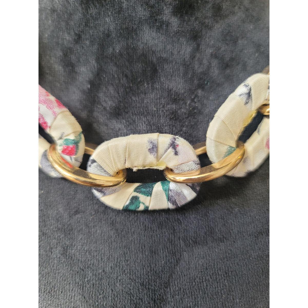 Women's Fabric Covered Necklace & Stud Earrings Soft Pastel Button Style Jewelry