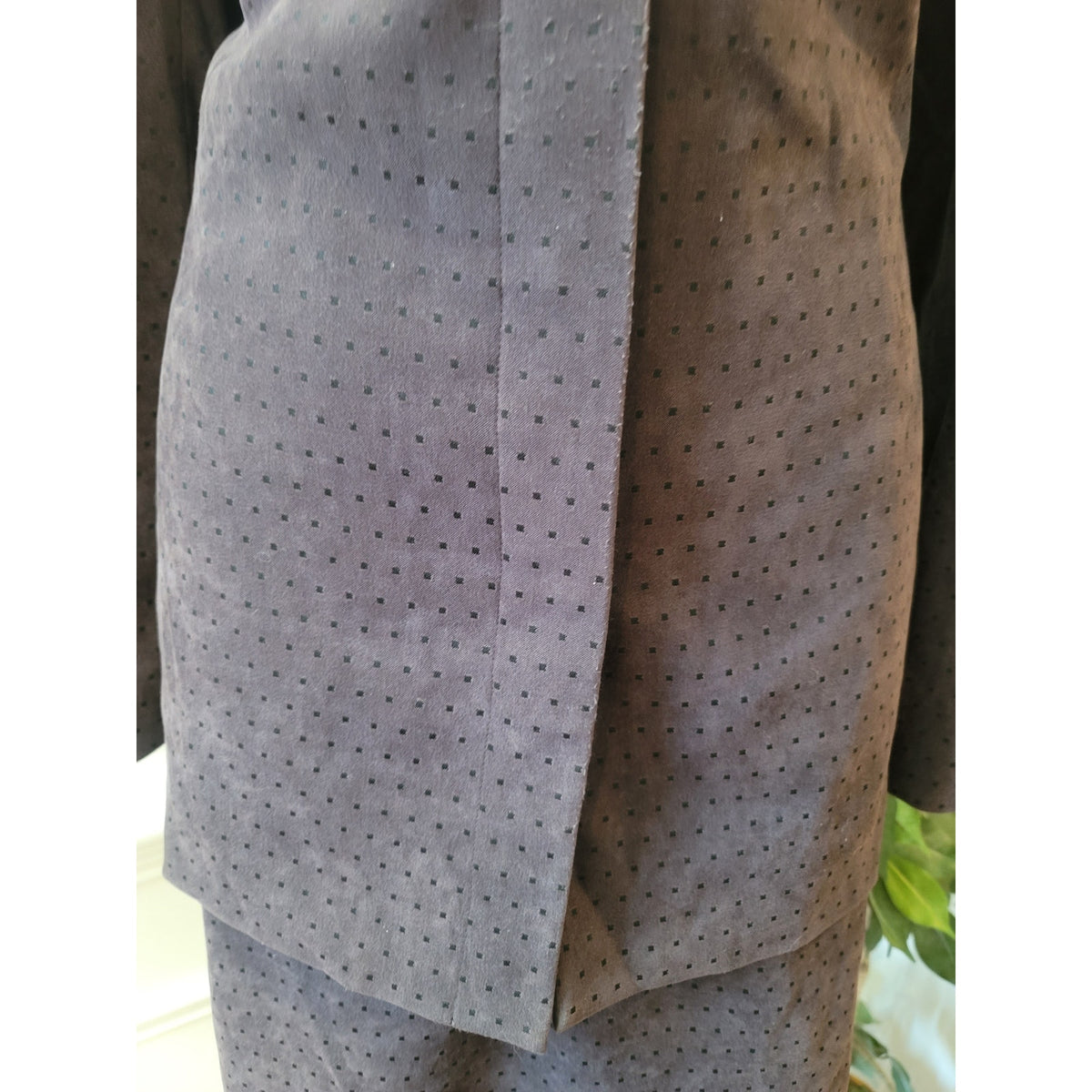 Le Suit Skirt Set Women's SZ 10 Brown Pin-Dot Fully Lined Back Slit long Sleeve