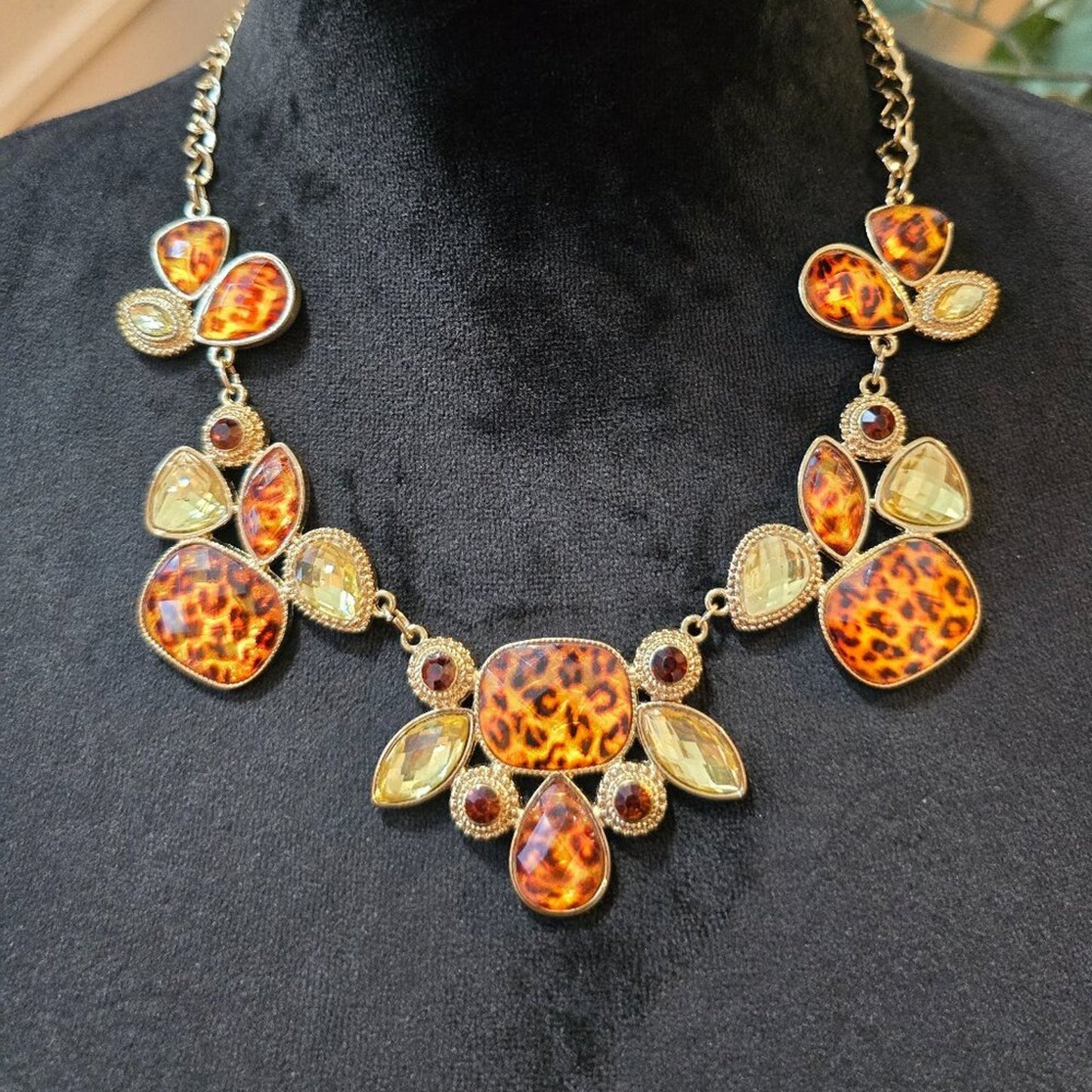 Womens Leopards Amber Crystal Stone Gold Tone Statement Necklace with Lobster