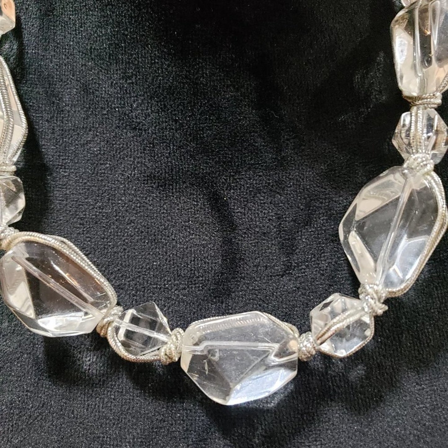 Womens Fashions Luminous Luminary White Stones Collar Necklace w/ Lobster Clasp