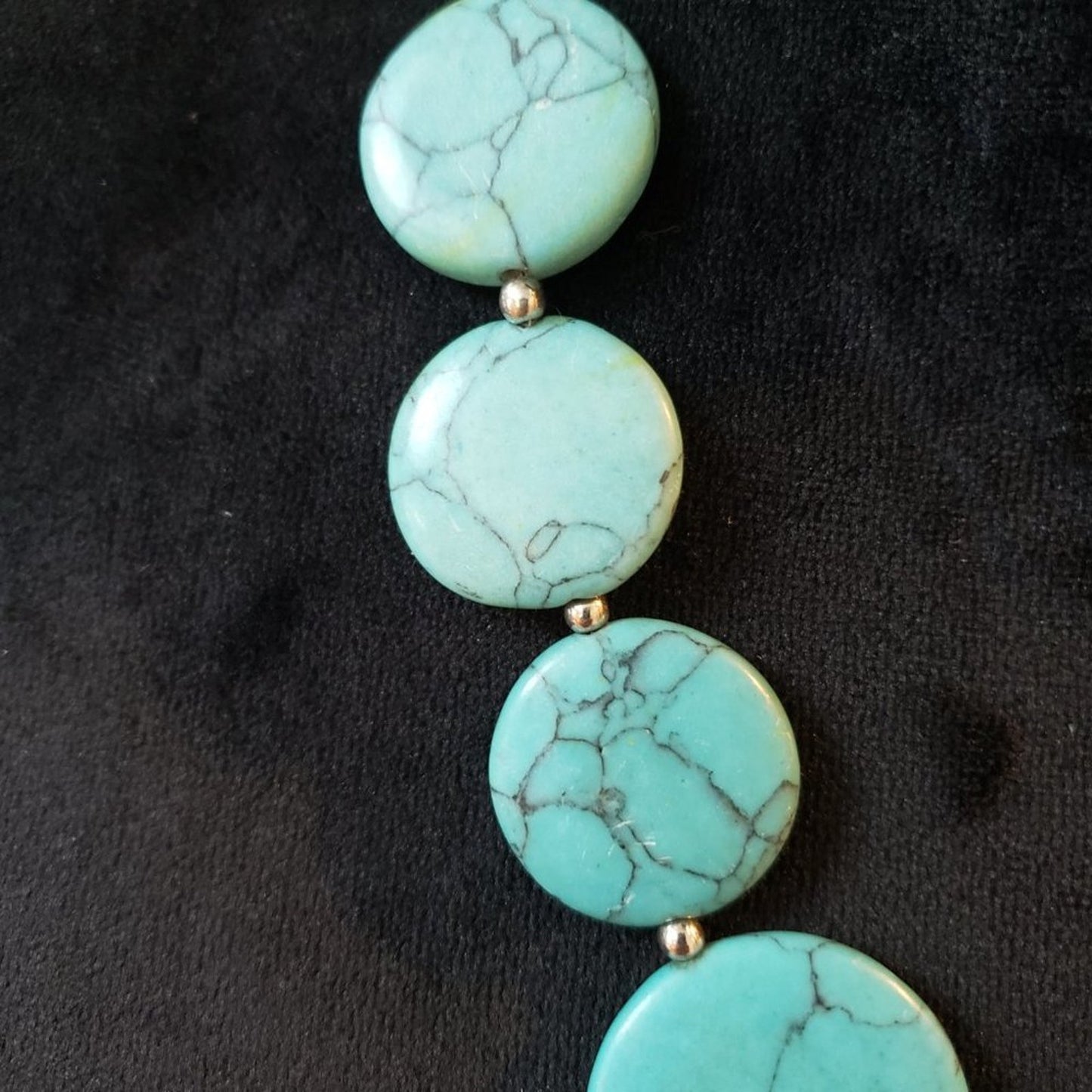 Womens Fashion Turquoise Magnesite Puff Coins Collar Necklace with Lobster Clasp