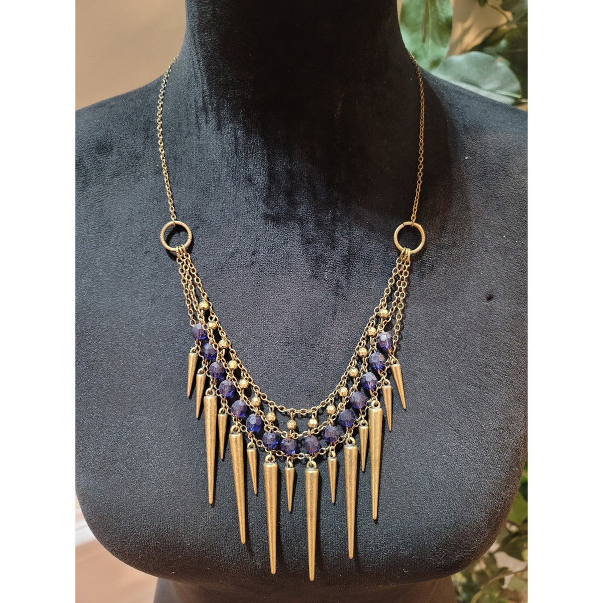 Women Gold Chain Spike Necklace With Purple Beads And Lobster Clasp Lock Jewelry