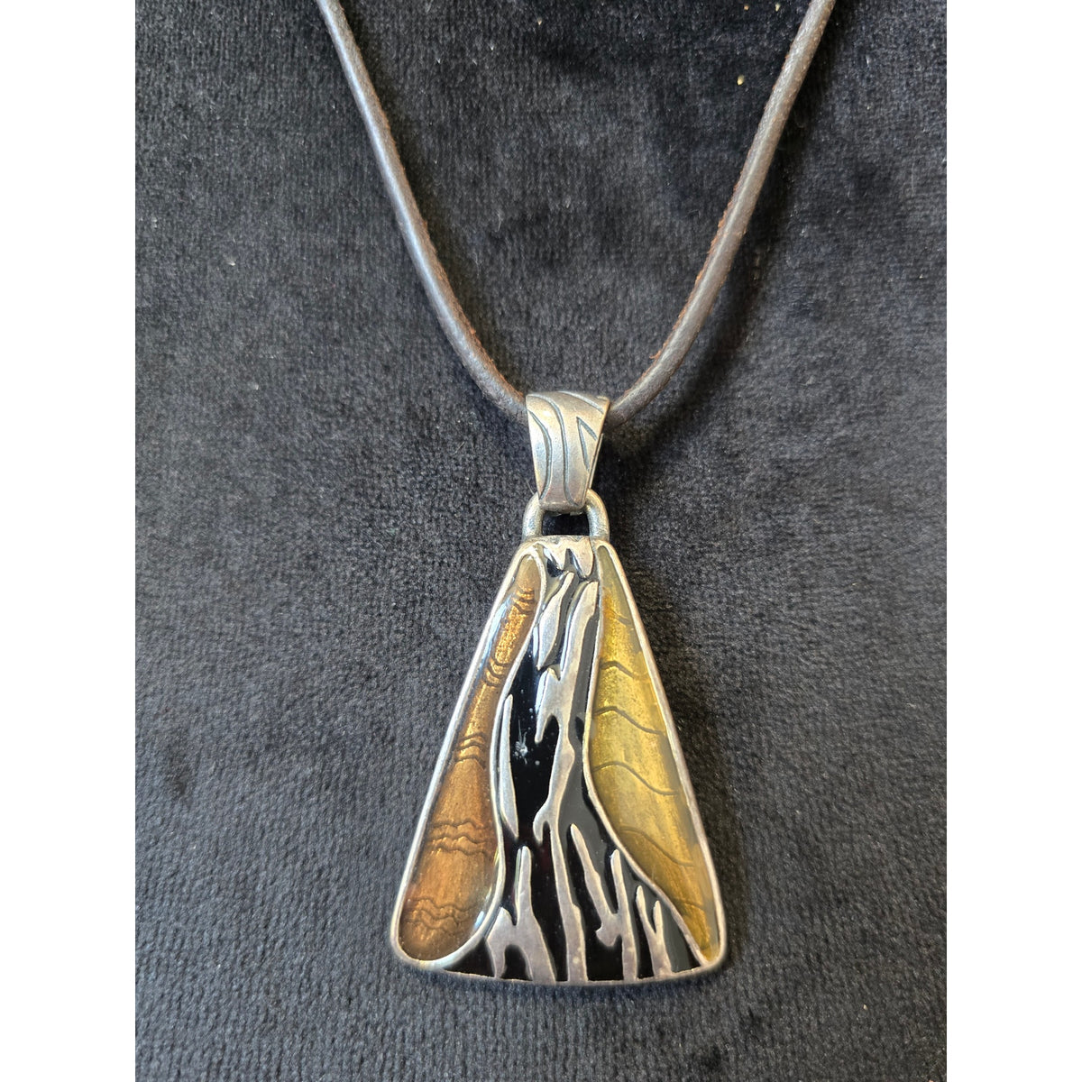 Chico's Women Abstract Triangle Pendant Necklace Mixed Metal Artisan Jewelry