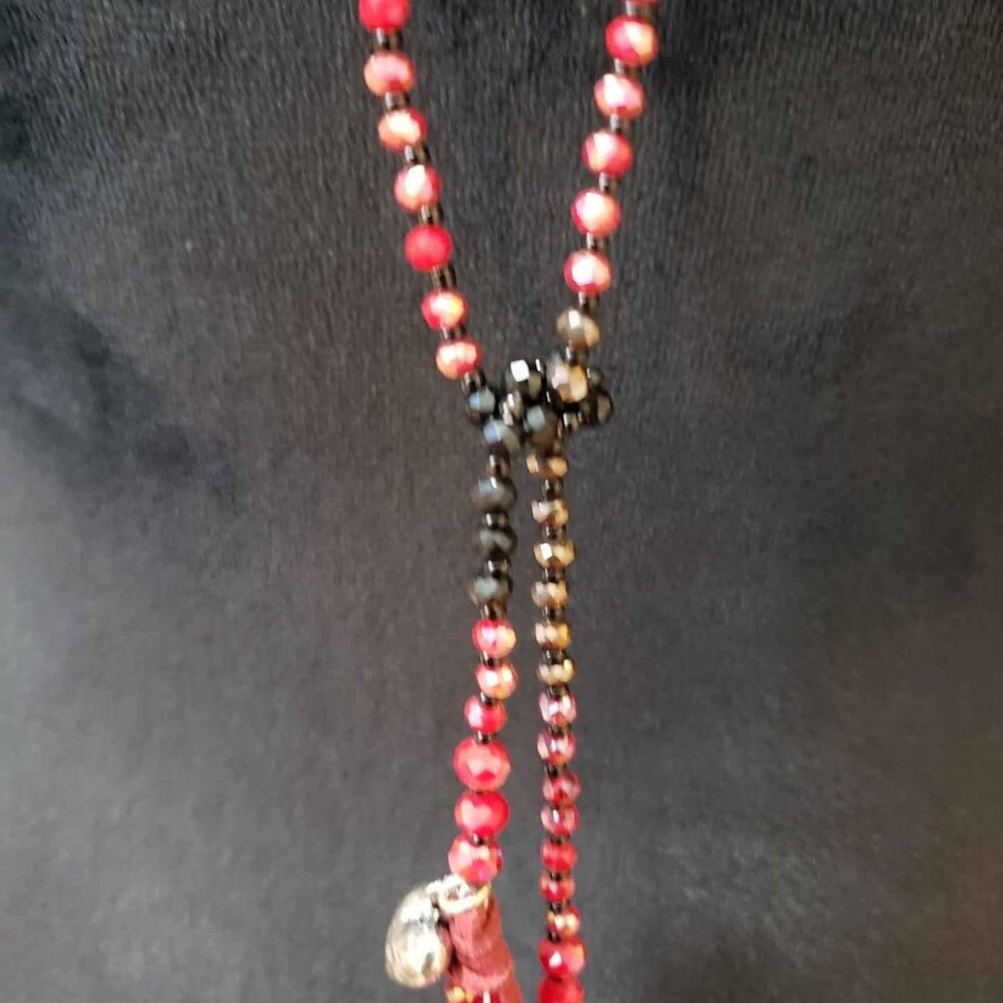 Womens Fashion Red Black Faceted Seed Beads Leather Cord Tassel Necklace Jewelry