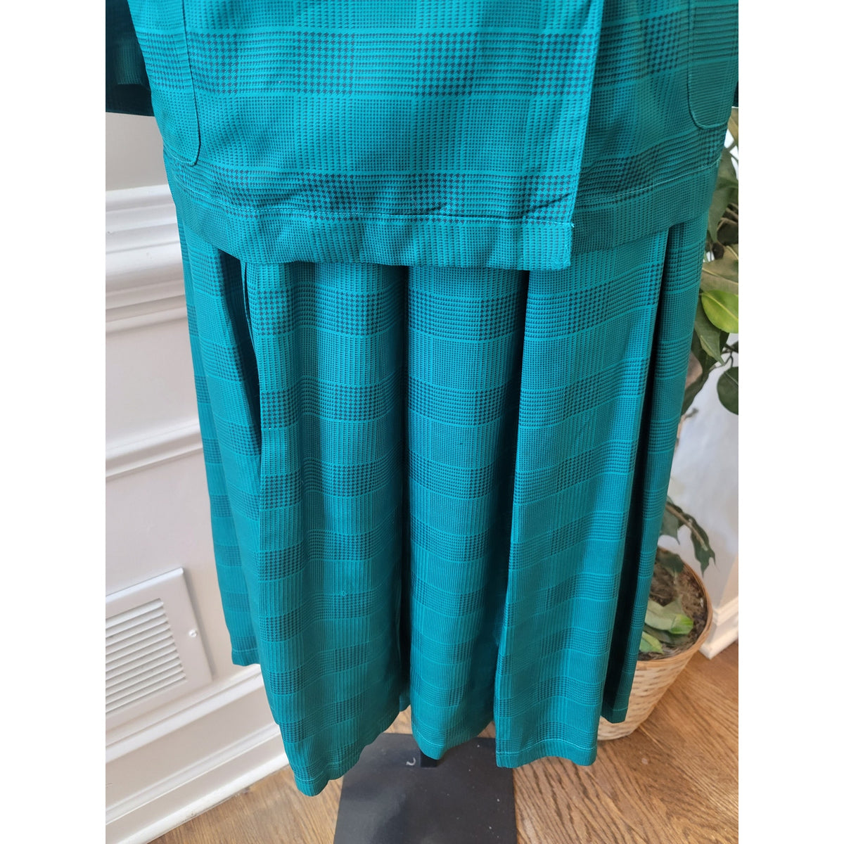 Vintage Silk Club Skirt Suit Medium Teal Green Houndstooth Plaid  Blazer