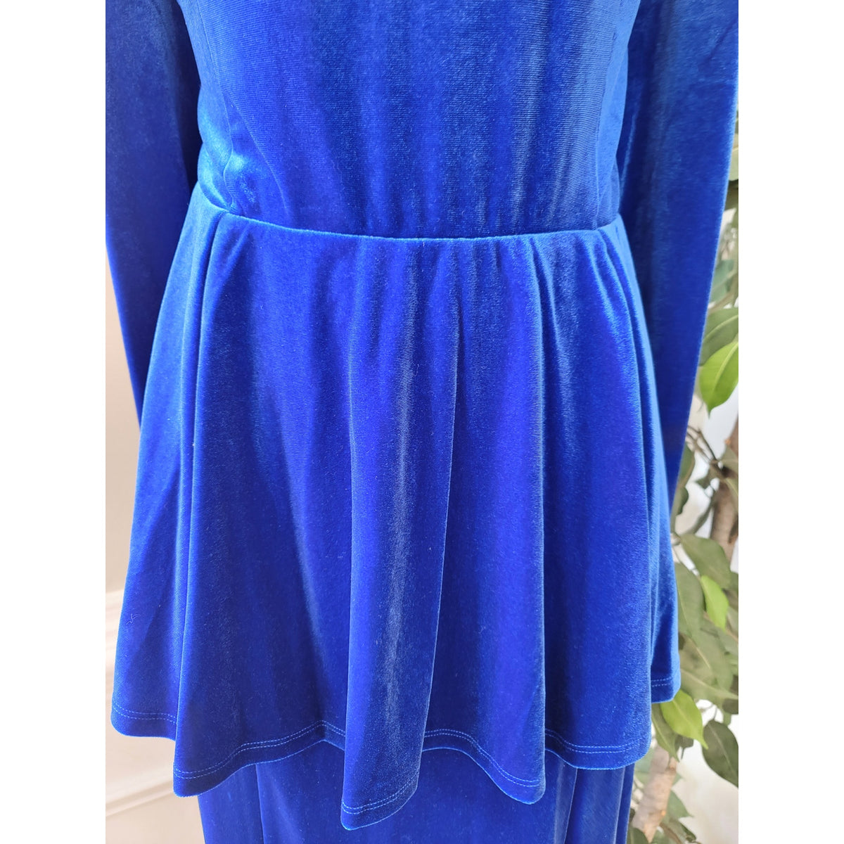 Esy Studio EY Skirt Suit Womens Large Royal Blue Cold Shoulder Flattering Peplum