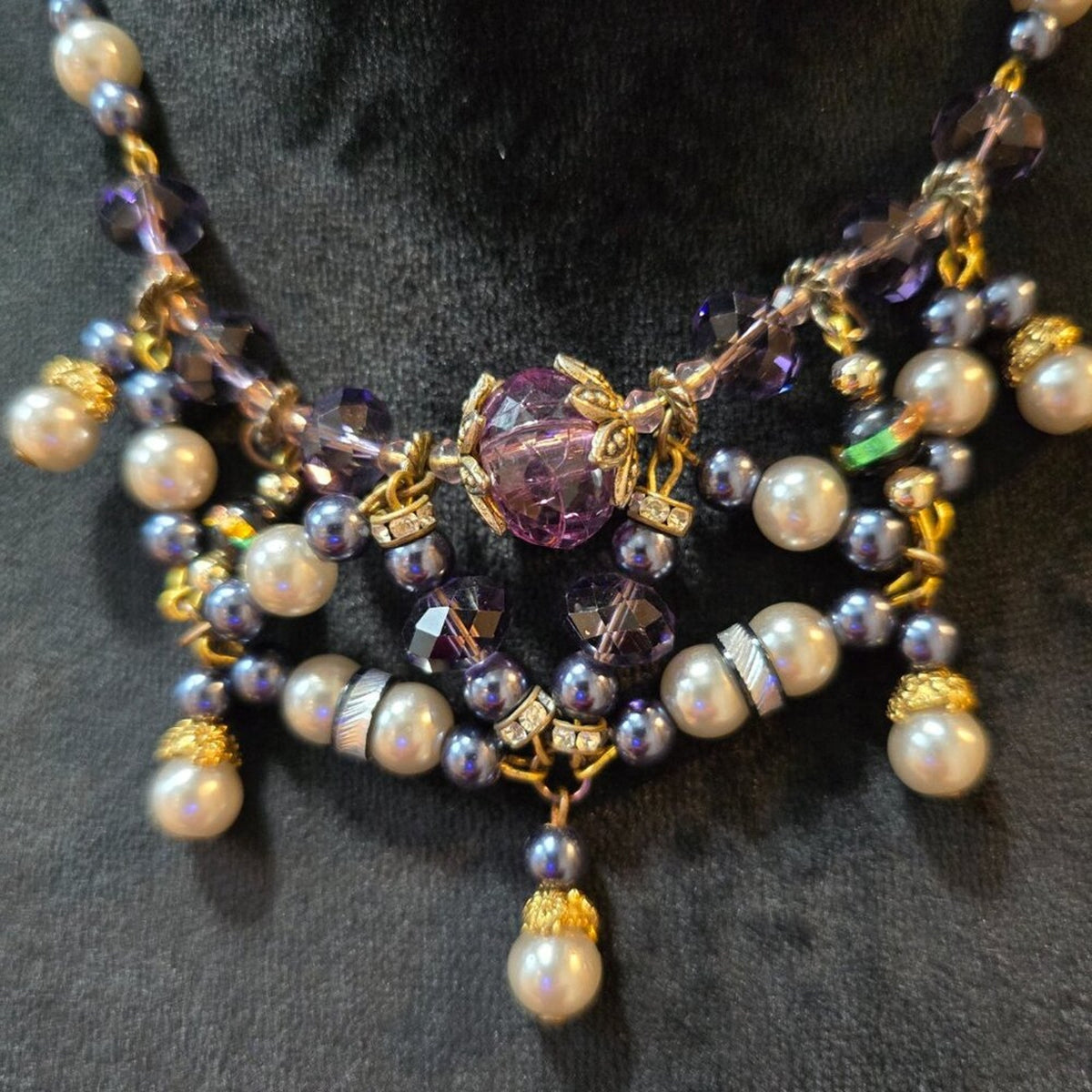 Womens Fashion Multicolor Pearls And Crystal Beaded Necklace with Lobster Clasp