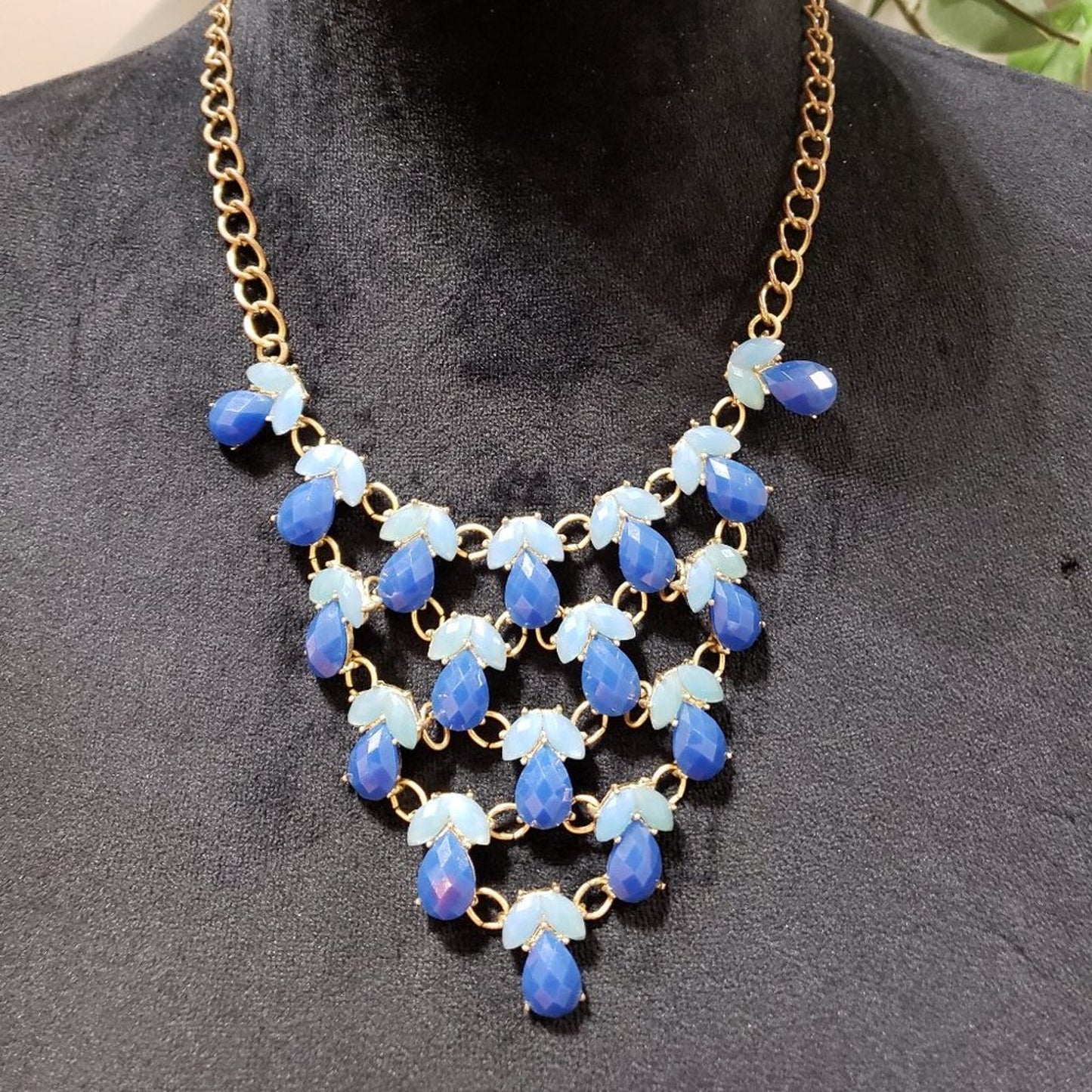 Womens Fashion Blue Choker Costume Beaded Statement Necklace with Lobster Clasp