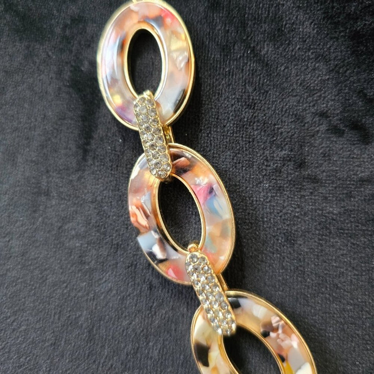 Women Gold Plated Acrylic Tortoise Rhinestone Chain Linked Necklace with Lobster