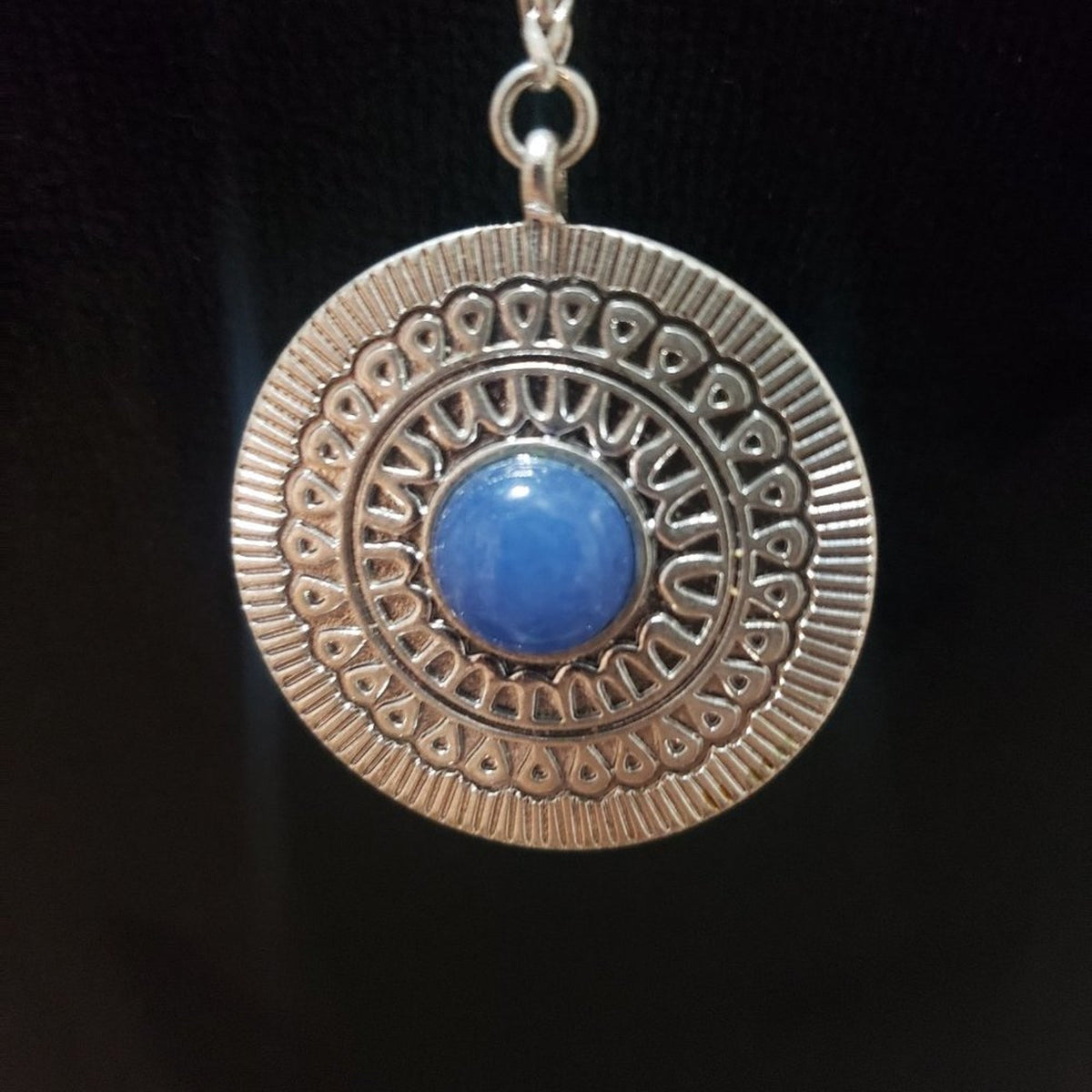 Womens Fashion Blue Glass Stone Semi Precious Silver Chain Pendant Necklace