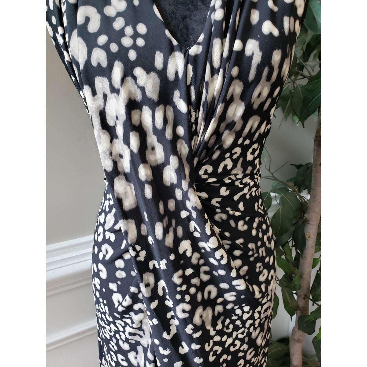 Donna Morgan Fit & Flare Dress Womens 12 Black White Leopard Stretch Sleeveless