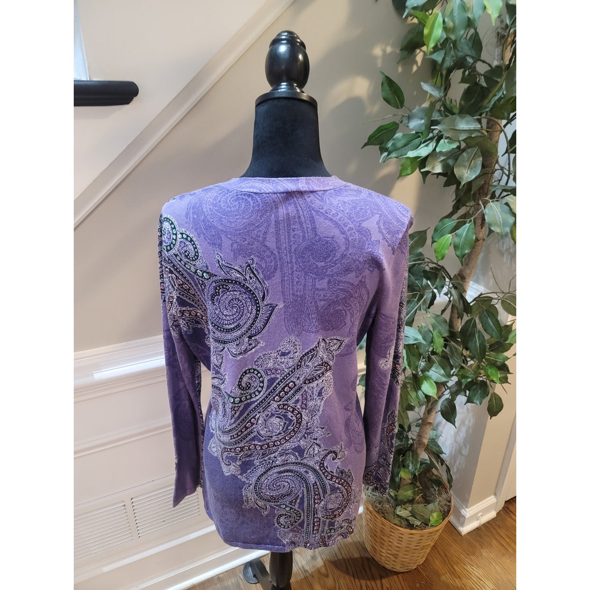 Chico's Cardigan Sweater Women's Size 1/M Purple Paisley V-Neck Long Sleeves