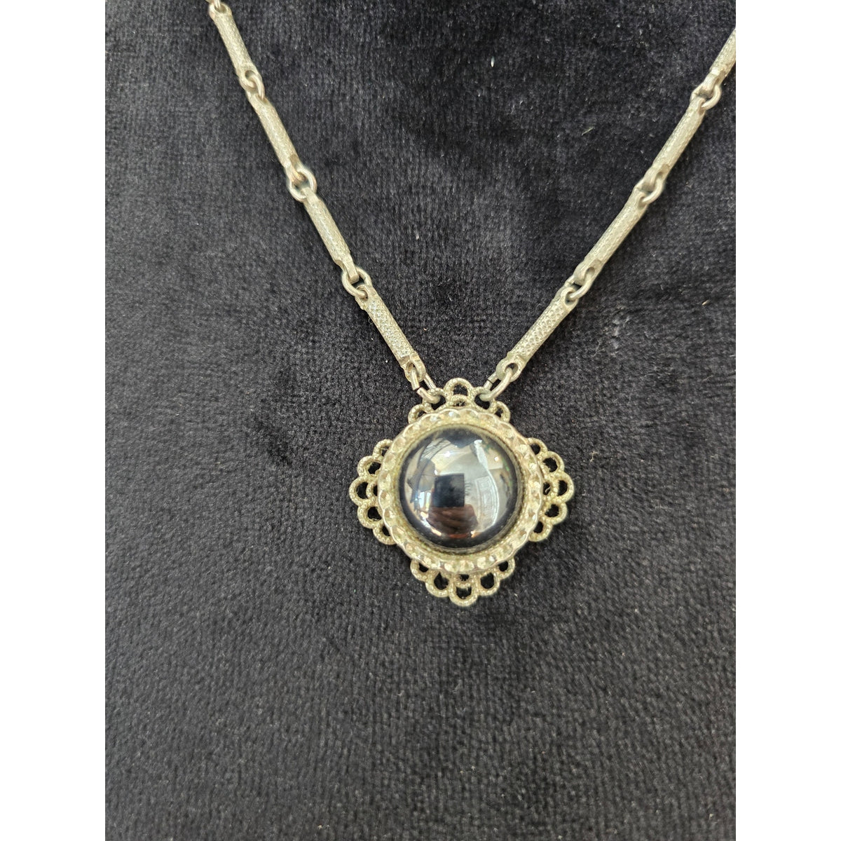 Hobe Antique Silver Tone Round Pendant Necklace Vintage Style