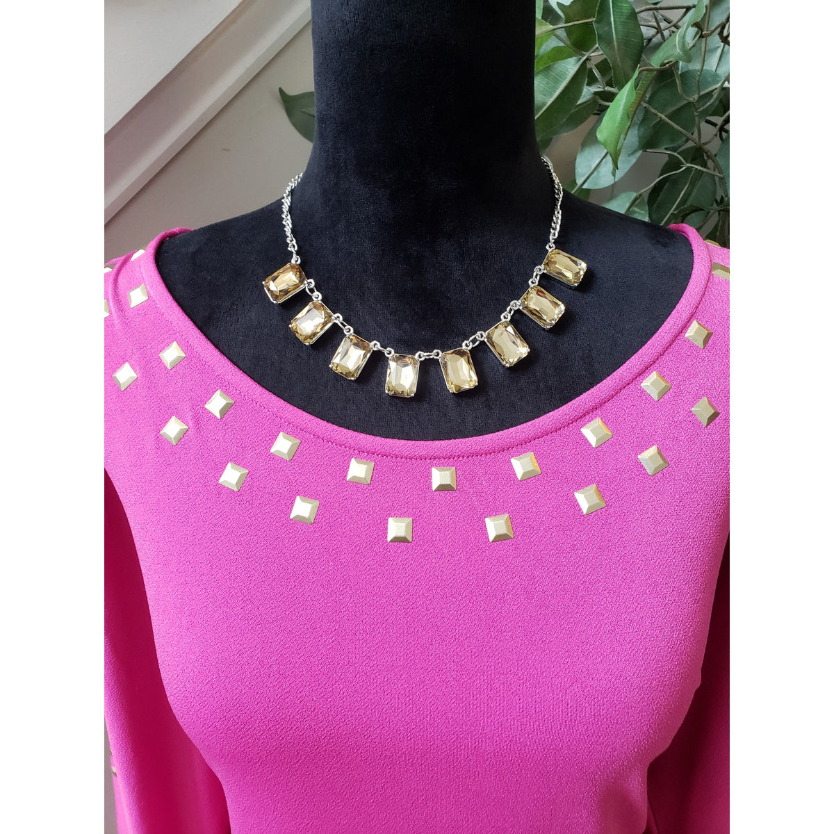 Jones New York Sheath Dress Women's Large Pink Studded Slit Sleeve Round Neck