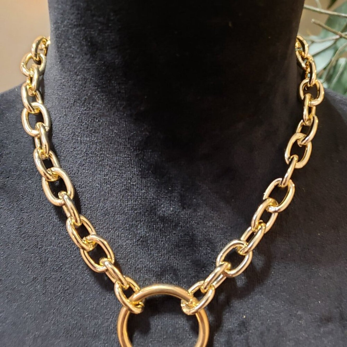 Womens Gold Tone Thick Round Circle Bold Chain Necklace Jewelry with Lobster