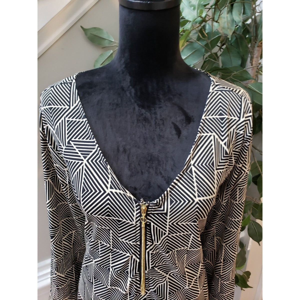 Tacera Women's Black & White Polyester V-Neck Long Sleeve Knee Length Dress XL