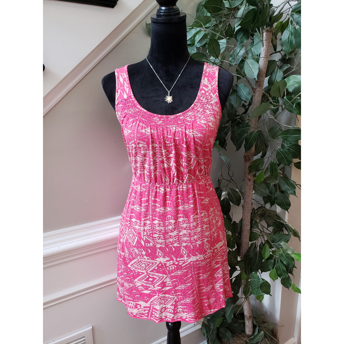 Sonoma Knee Length Dress Women's Medium Pink Round Neck Sleeveless Cinch Waist