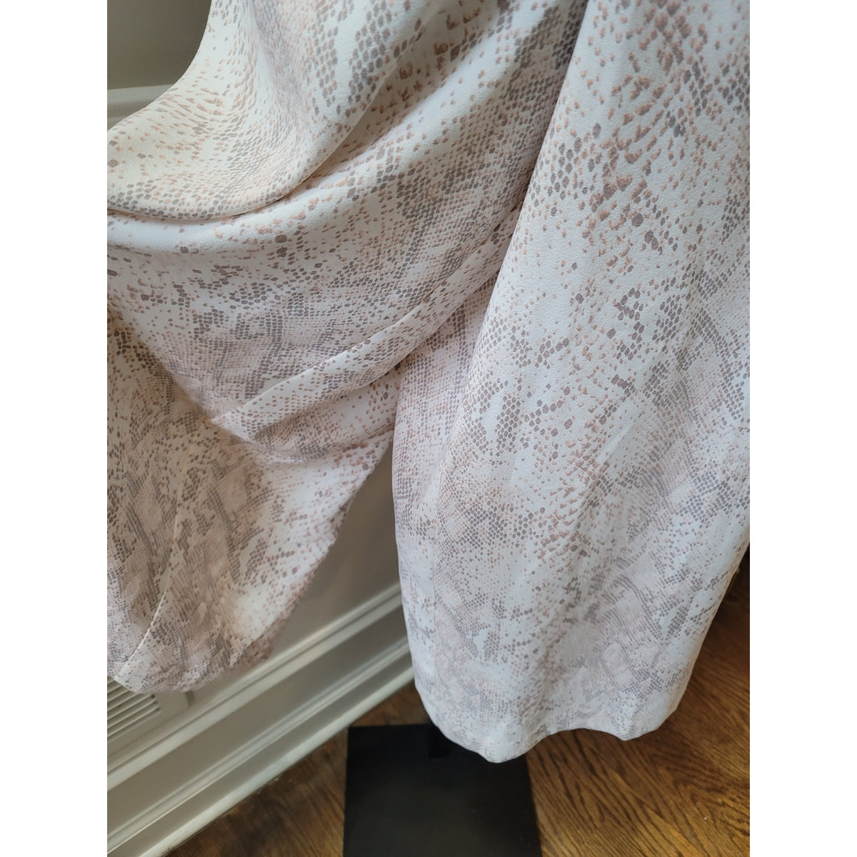 LOFT Outlet Snake Print Jumpsuit Women's Size 2 Beige Wide Leg Summer Romper