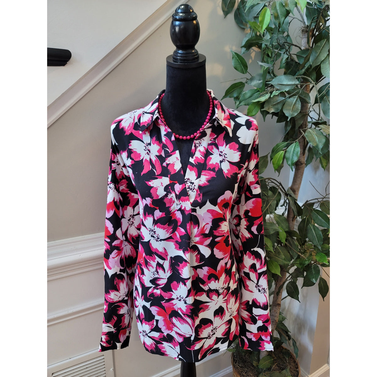 Rafaella Blouse XL Multi Floral Split Collar Curved Hem Drop Shoulder Casual