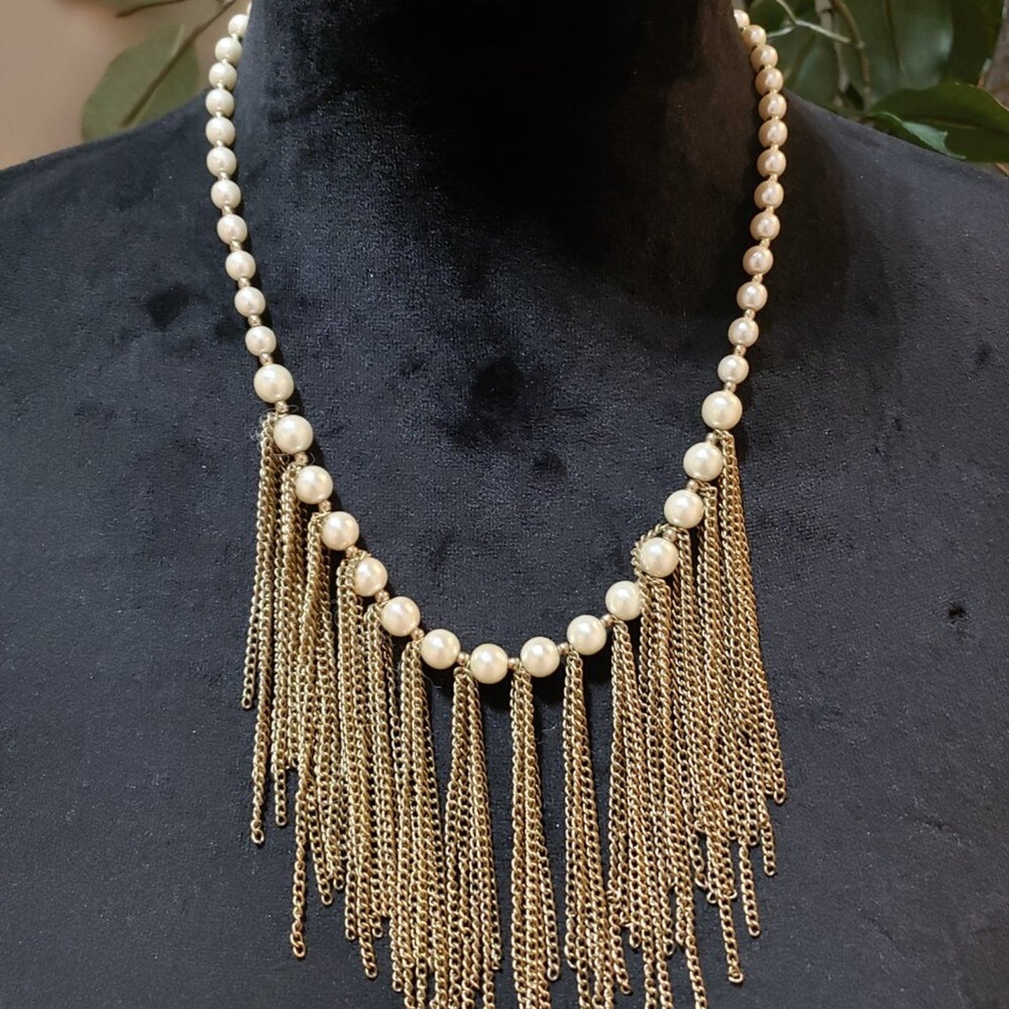 Womens Fashion Ivory Pearl Fringe Bib Choker Necklace Jewelry with Lobster Clasp