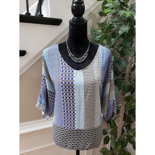 Forever 21. Women's Multicolor 100% Polyester V-Neck 3/4 Sleeve Top Blouse Small