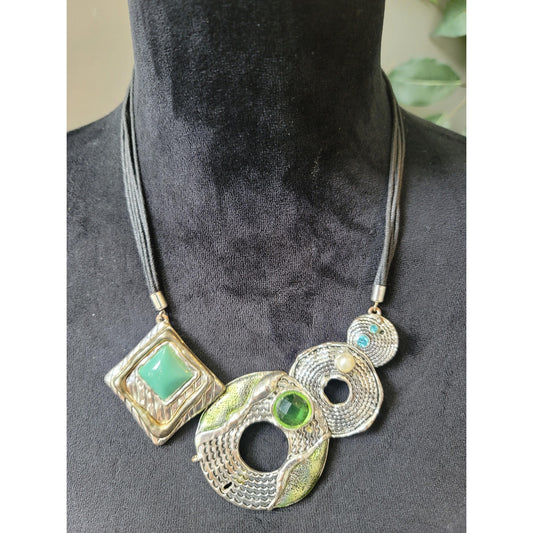 Women's Green Silver Tone Geometric Pendant Necklace Adjustable Lobster Clasp