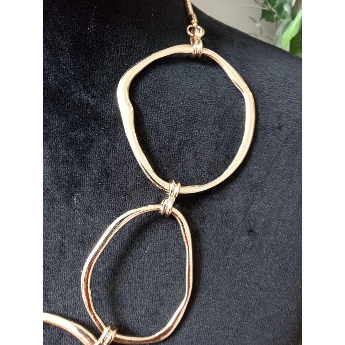 Gold Tone Oversized Open Circle Link Statement Necklace Modern Geometric Collar