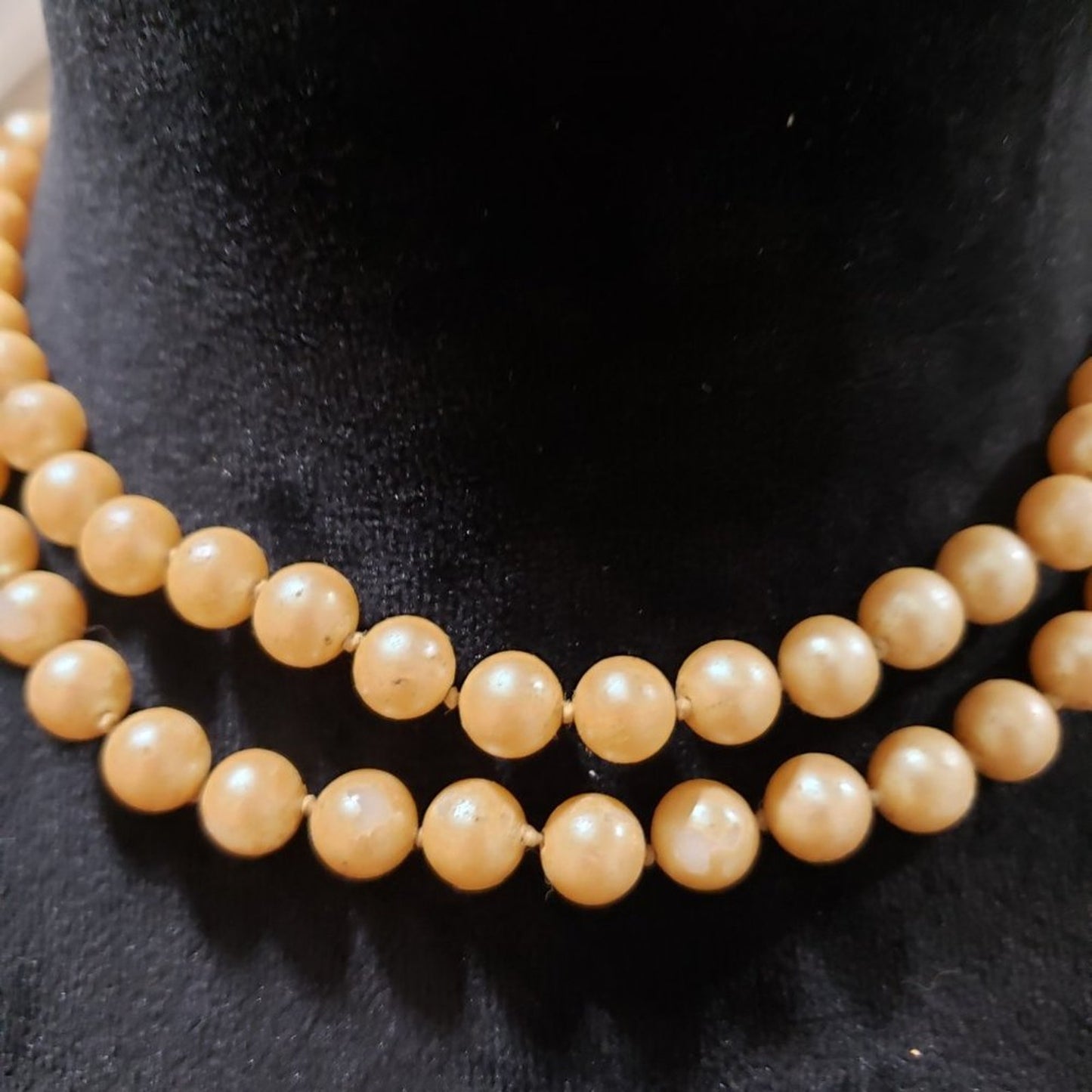 Womens Fashion Beige Trifari Faux Pearls Choker Necklace with Rhinestone Clasp