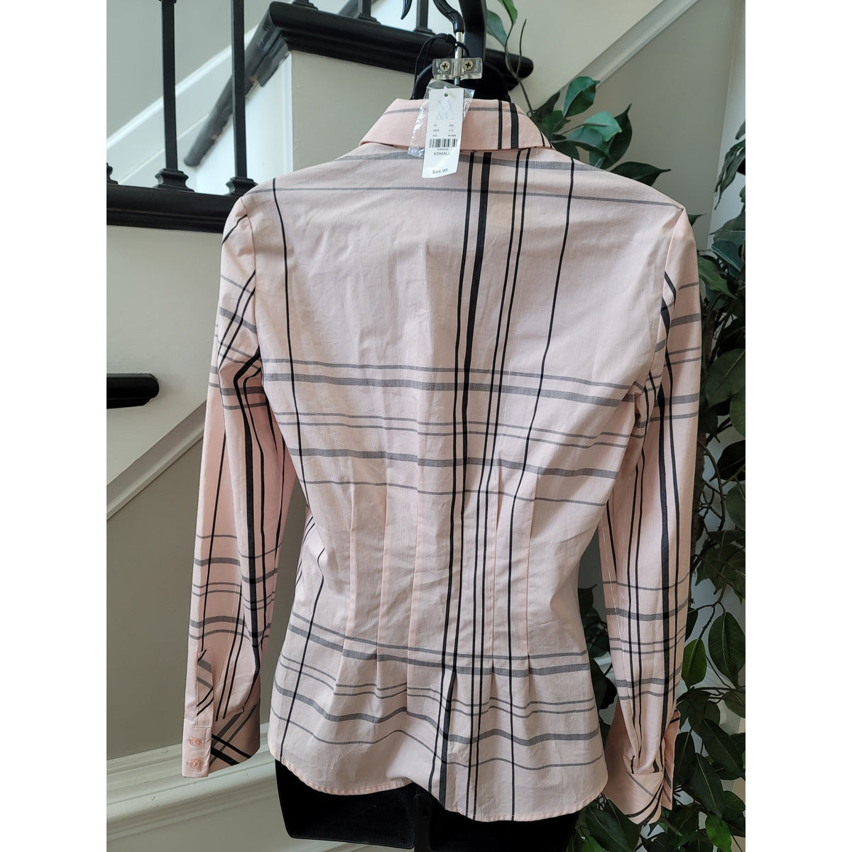 NY&Co Stretch Blouse Women's Size XS Pink Plaid Button Front Shirt Long Sleeves