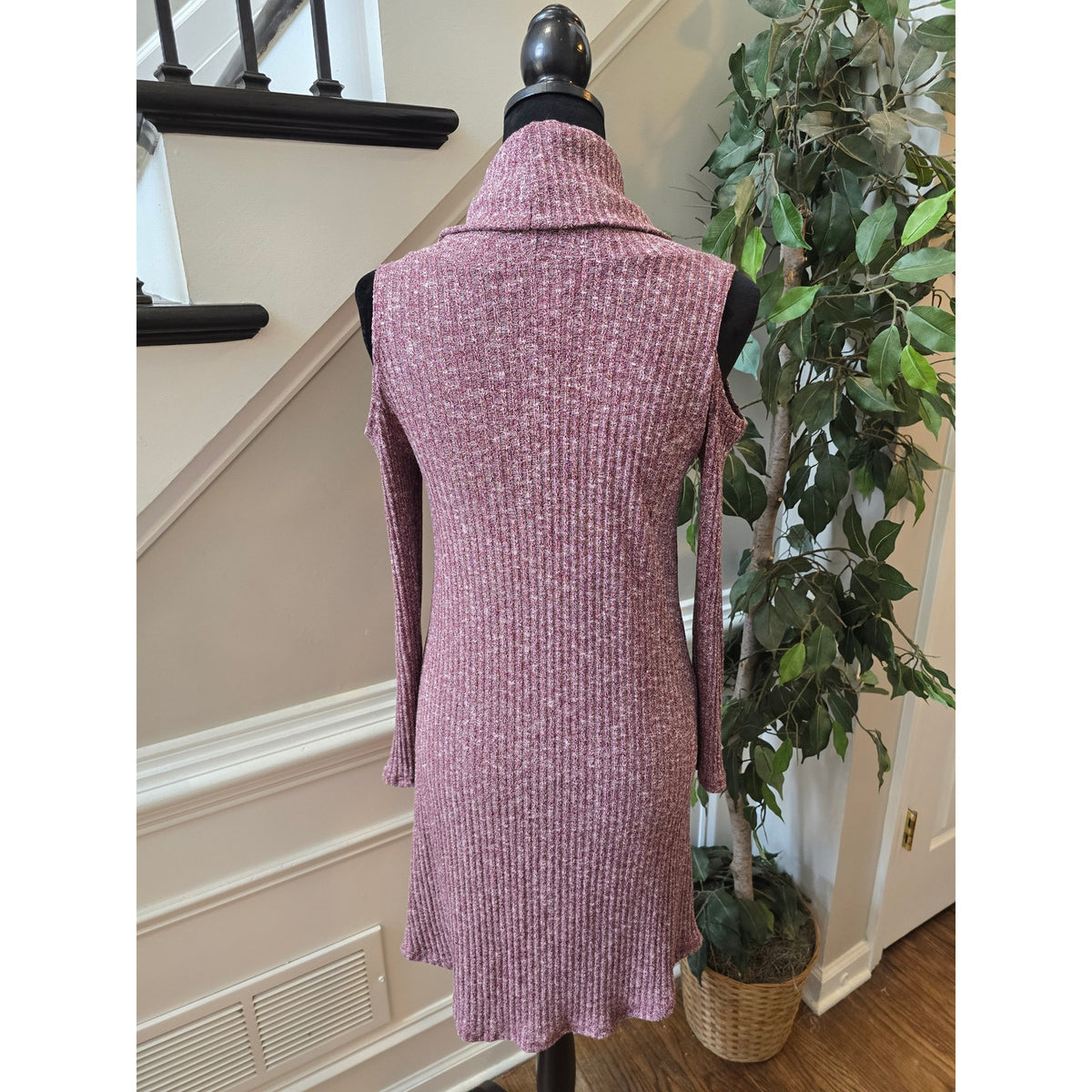 Love Kuza Sweater Dress M Mauve Ribbed Knit Cowl Neck Cold Shoulder Curved Hem