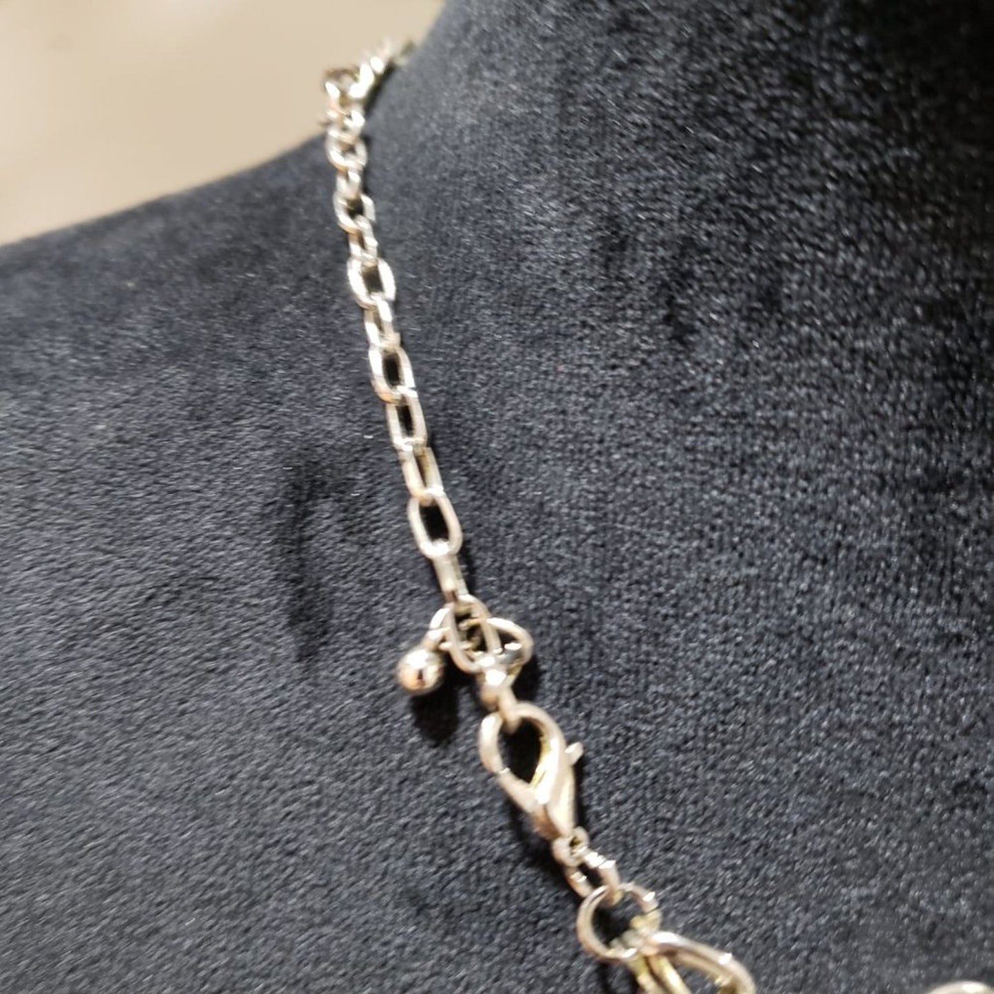 Womens Fashion Gold Tone Circle Link Chain Rhinestone Charm Necklace w/ Lobster