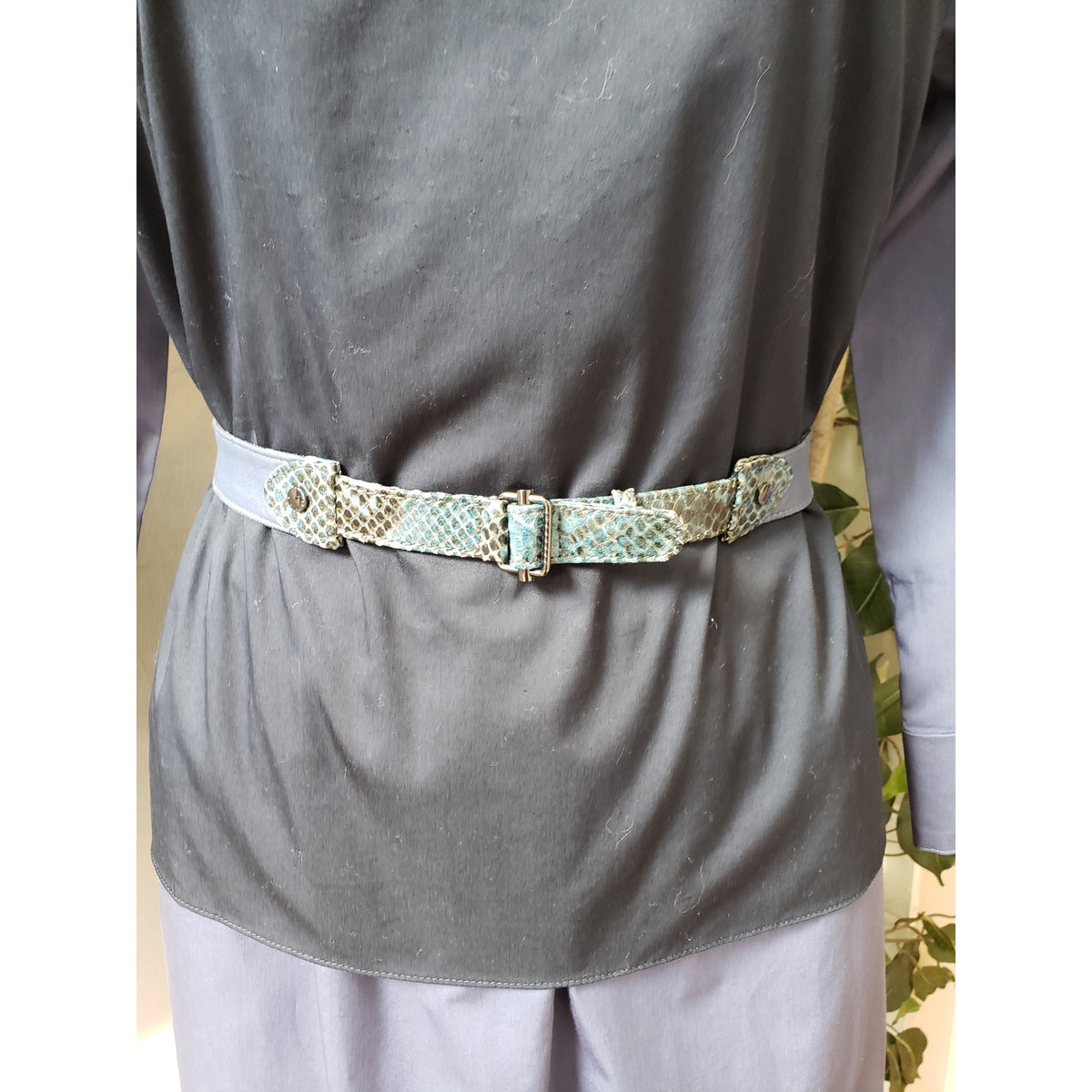 Elie Tahari Chiles Dress Women Size 8 Blue Long Sleeve Sold Out Belted Gorgeous