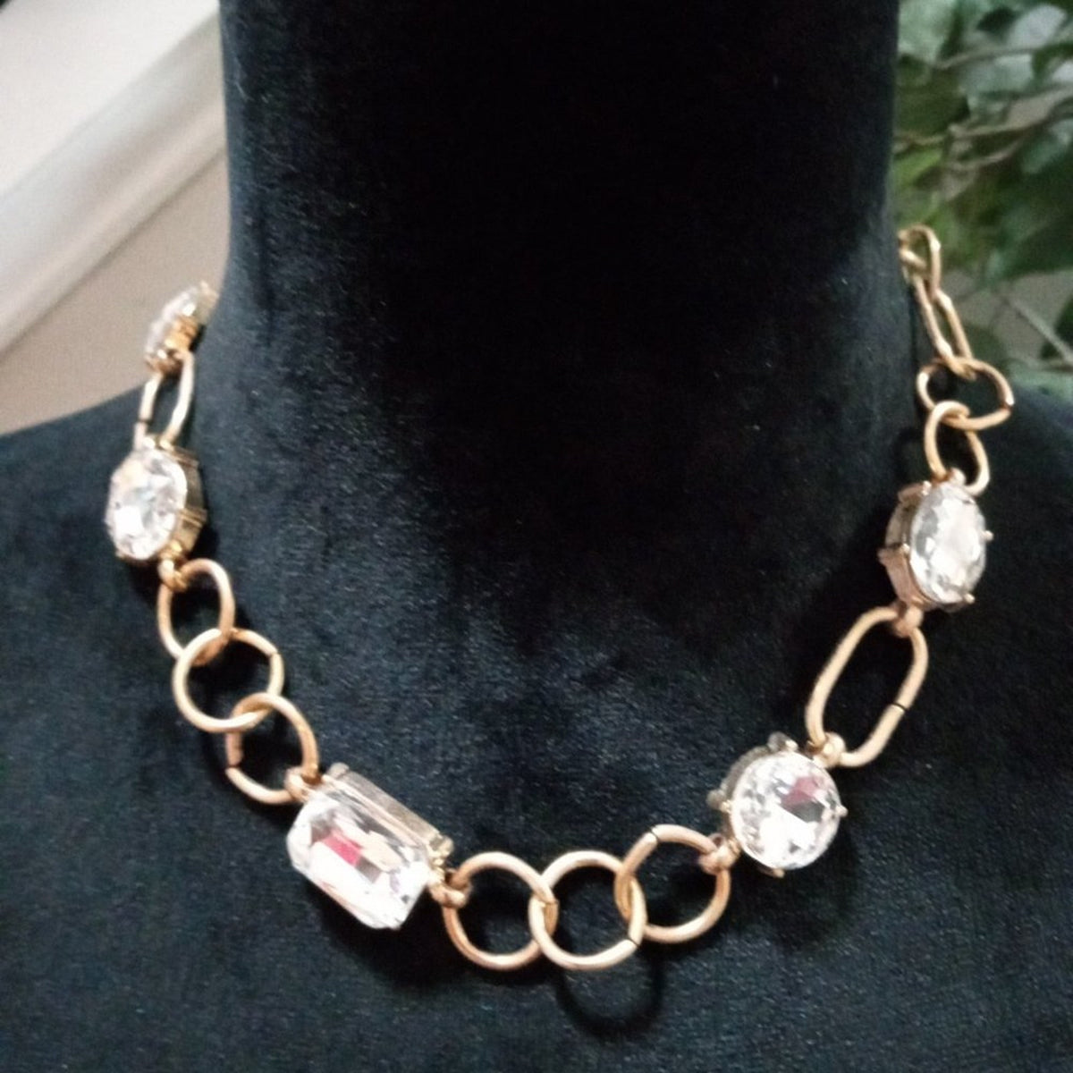 Womens Fashion Clear Faceted Rhinestone Choker Necklace with Lobster Clasp